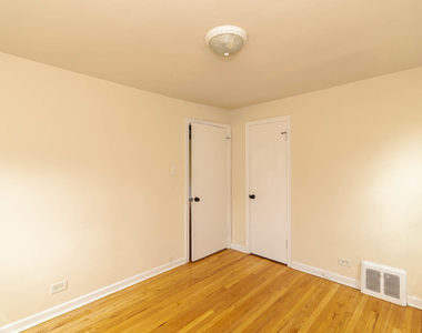 4231 W Nelson Street - Photo Thumbnail 6