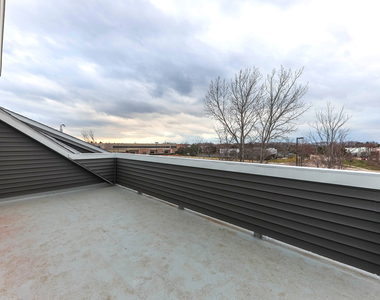 535 Watercress Drive - Photo Thumbnail 23
