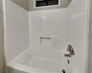 4094 Maxanne Drive Nw - Photo Thumbnail 21