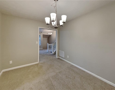 4094 Maxanne Drive Nw - Photo Thumbnail 7