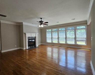 4598 Arbor Crest Place - Photo Thumbnail 7