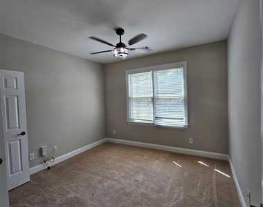 4598 Arbor Crest Place - Photo Thumbnail 10
