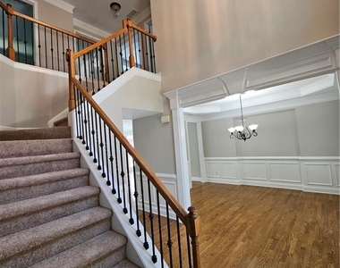 4598 Arbor Crest Place - Photo Thumbnail 3