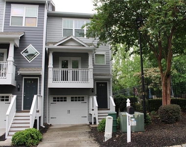 2059 Liberty Court Nw - Photo Thumbnail 5
