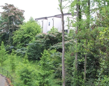 2059 Liberty Court Nw - Photo Thumbnail 18