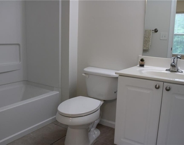 2059 Liberty Court Nw - Photo Thumbnail 13