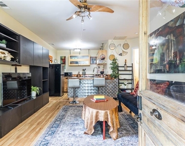 150 South Avenue Se - Photo Thumbnail 6