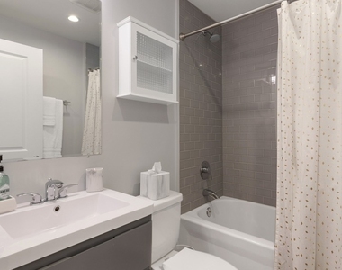 3121 N Monticello Avenue - Photo Thumbnail 11