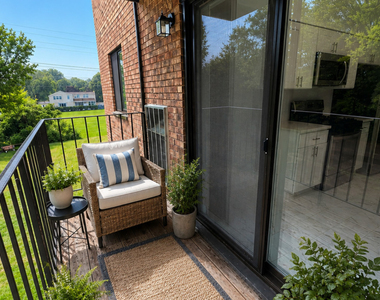 228 E Rimini Court - Photo Thumbnail 11