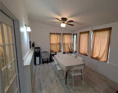 3221 Bobolink Drive - Photo Thumbnail 3