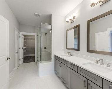 4304 Walsh Drive - Photo Thumbnail 19