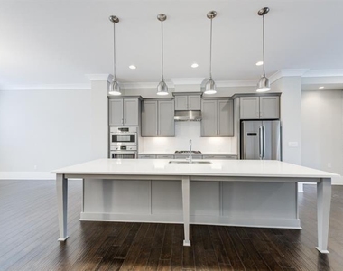 4304 Walsh Drive - Photo Thumbnail 8
