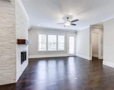4304 Walsh Drive - Photo Thumbnail 11