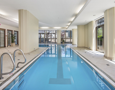 21 E Huron Street - Photo Thumbnail 1