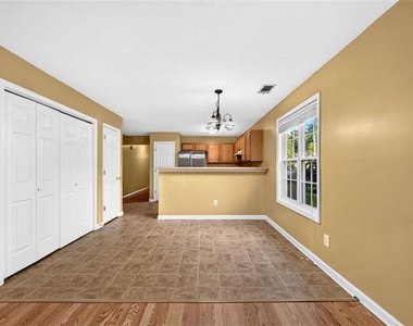 744 W Vincent Drive W - Photo Thumbnail 26