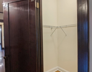 2825 W Logan Boulevard - Photo Thumbnail 22