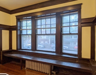 2825 W Logan Boulevard - Photo Thumbnail 12