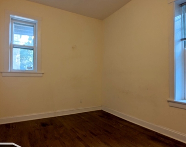 2825 W Logan Boulevard - Photo Thumbnail 18