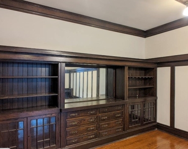 2825 W Logan Boulevard - Photo Thumbnail 10