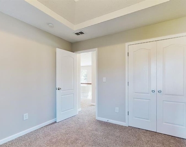 4431 Prather Son Drive - Photo Thumbnail 11