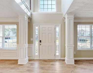4431 Prather Son Drive - Photo Thumbnail 2