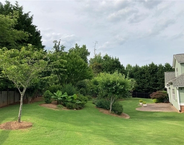 3205 E Gate Drive - Photo Thumbnail 25