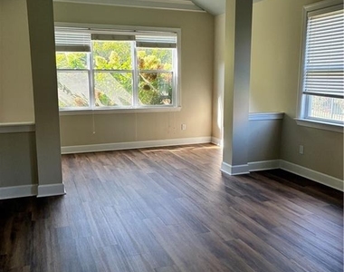 3205 E Gate Drive - Photo Thumbnail 15