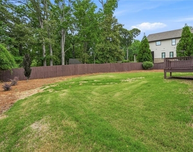 2415 Rugby Avenue - Photo Thumbnail 39
