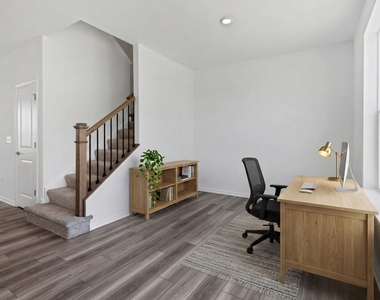 12402 Tinsley Street - Photo Thumbnail 5