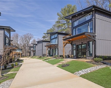 3120 Godby Road - Photo Thumbnail 29