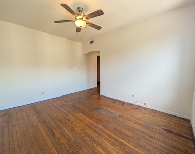 3147 W Medill Avenue - Photo Thumbnail 2