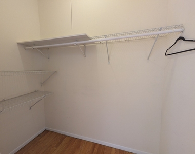 3147 W Medill Avenue - Photo Thumbnail 14