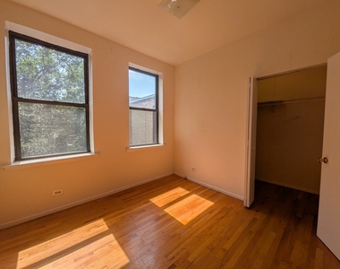 3147 W Medill Avenue - Photo Thumbnail 13