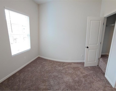 908 Colton Drive - Photo Thumbnail 26