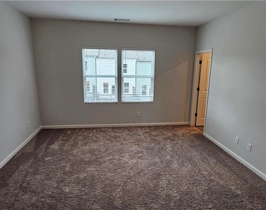 908 Colton Drive - Photo Thumbnail 19