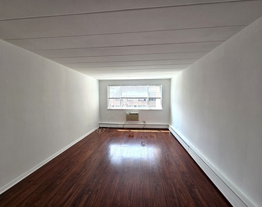 5906 N Sheridan Road - Photo Thumbnail 7