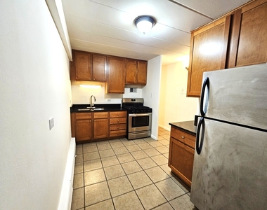 5906 N Sheridan Road - Photo Thumbnail 9