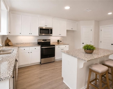 45 Altamaha Drive - Photo Thumbnail 4