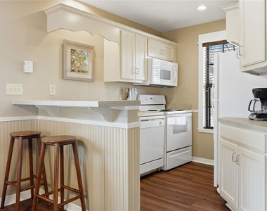 200 Apple Seed Court - Photo Thumbnail 8