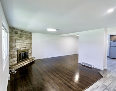 520 Glendale Road - Photo Thumbnail 2