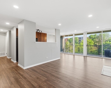 6000 Oakwood Drive - Photo Thumbnail 1