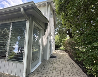 17n750 Galligan Road - Photo Thumbnail 4