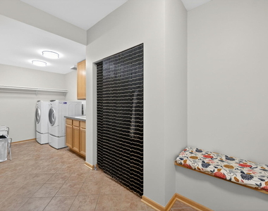 322 Hemlock Lane - Photo Thumbnail 20