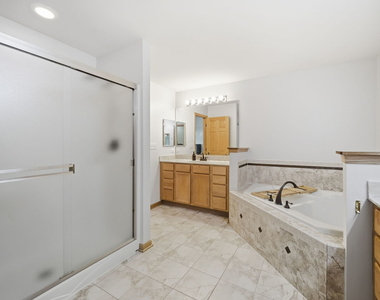 322 Hemlock Lane - Photo Thumbnail 27