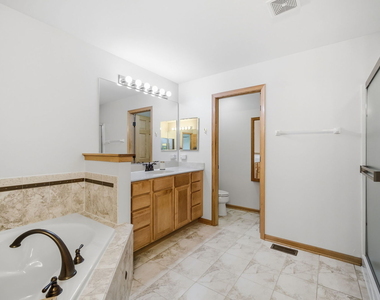 322 Hemlock Lane - Photo Thumbnail 28