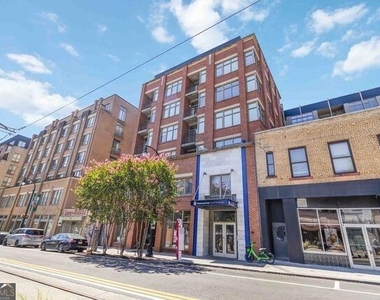 171 Auburn Avenue - Photo Thumbnail 3
