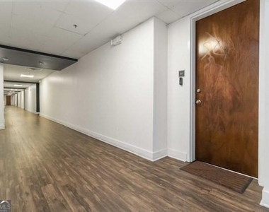 171 Auburn Avenue - Photo Thumbnail 6