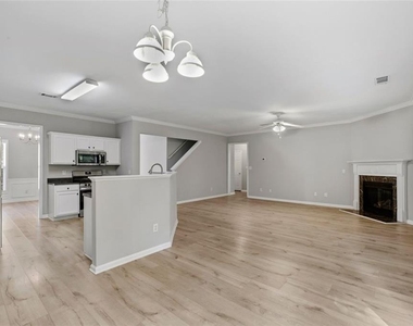 2531 Fieldview Way - Photo Thumbnail 5