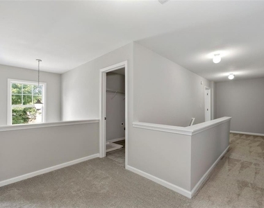 2531 Fieldview Way - Photo Thumbnail 14
