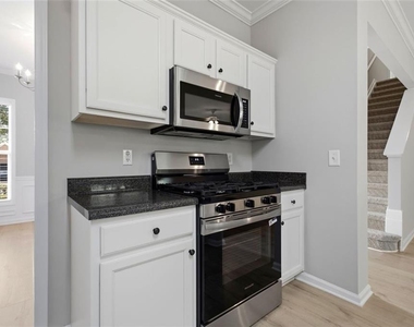 2531 Fieldview Way - Photo Thumbnail 23